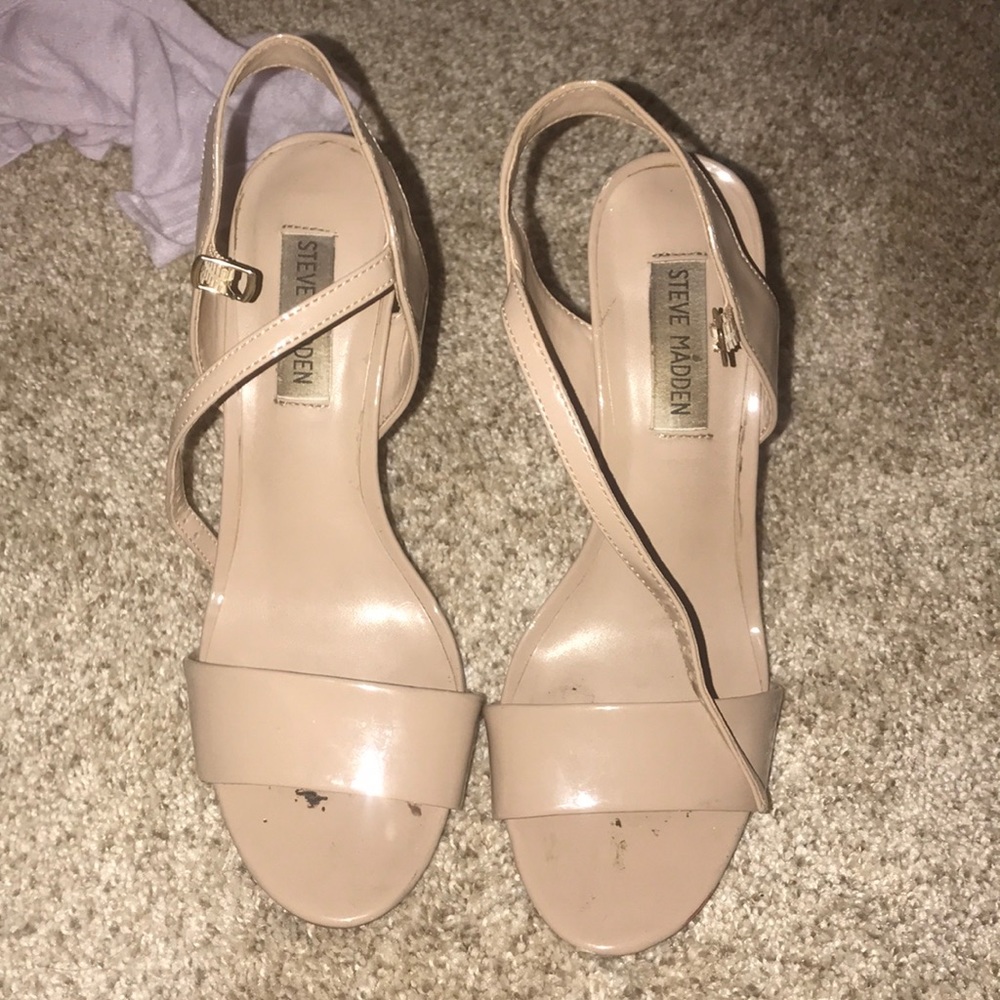 Steve Madden nude heels